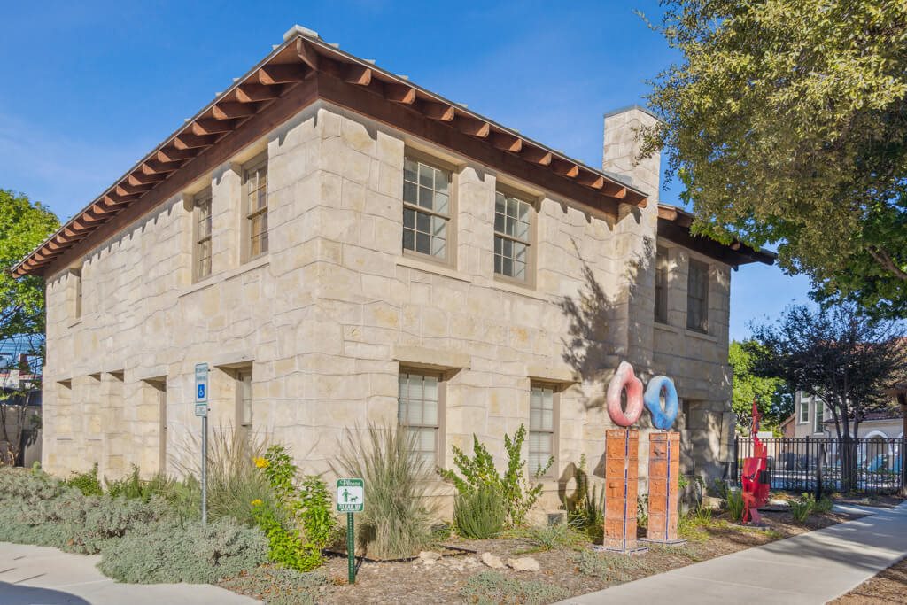 Exterior of leasing center at The Sorento Apartments in San Antonio TX